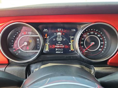 Used 2022 Jeep Wrangler Unlimited Rubicon w/ LED Lighting Group AWD/4WD image 22