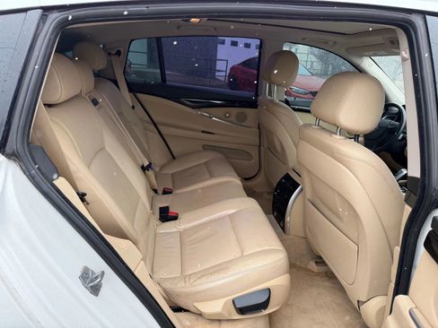 Used 2014 BMW 535i Gran Turismo xDrive image 21