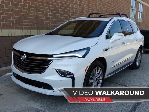Used 2023 Buick Enclave Avenir w/ Avenir Technology Package AWD/4WD image 1