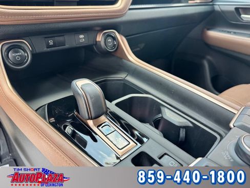 Used 2024 Toyota Grand Highlander AWD Hybrid image 31