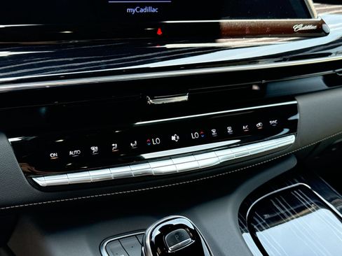 Certified 2022 Cadillac Escalade Sport w/ Touring Package RWD image 32