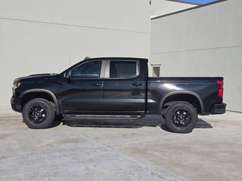 Used 2024 Chevrolet Silverado 1500 ZR2 w/ Technology Package image 5