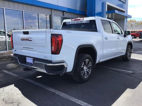 Used 2025 GMC Sierra 1500 SLT image 5