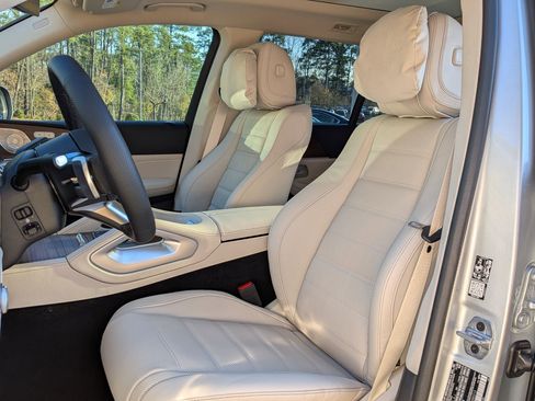 New 2026 Mercedes-Benz GLS 450 450 image 17