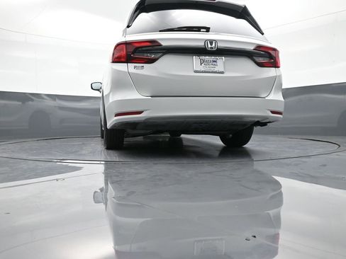 Certified 2023 Honda Odyssey Sport image 33