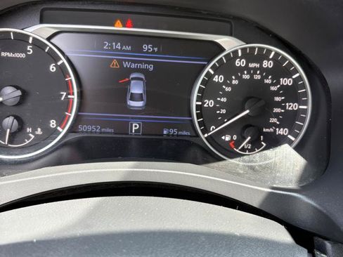 Used 2022 Nissan Altima 2.5 SV w/ SV Premium Package FWD image 20