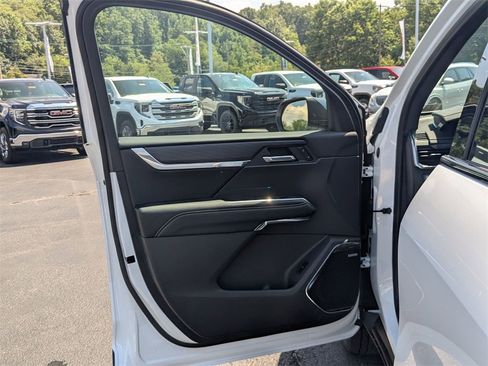 New 2026 GMC Acadia Elevation w/ Black Edition image 12