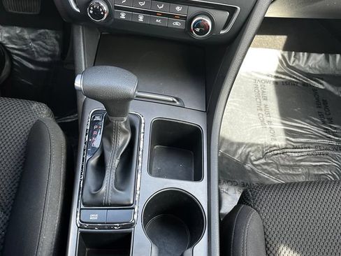 Used 2019 Kia Optima LX FWD image 19
