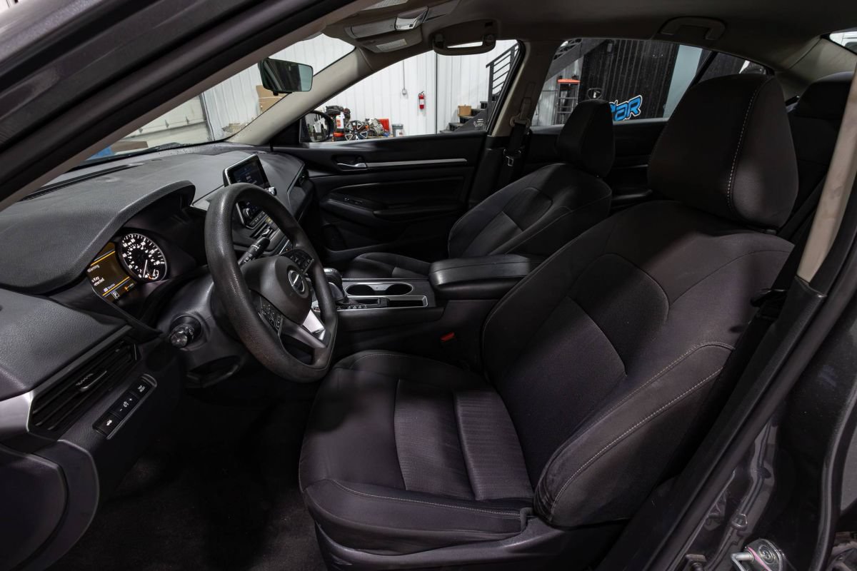 Used 2022 Nissan Altima 2.5 SV FWD image 10