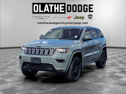 Used 2020 Jeep Grand Cherokee Altitude