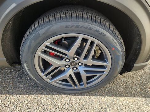 New 2026 Ford Explorer ST w/ Sun And Sound Package image 19