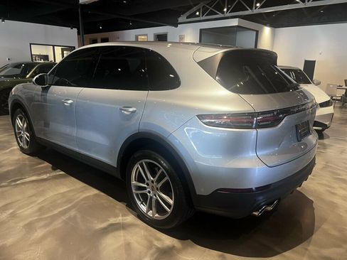 Used 2021 Porsche Cayenne AWD/4WD image 7