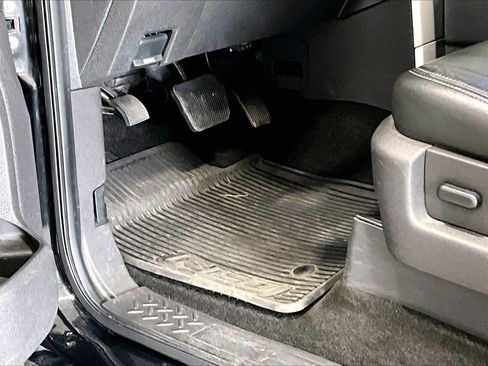 Used 2013 Ford F150 FX4 w/ Luxury Equipment Group AWD/4WD image 22