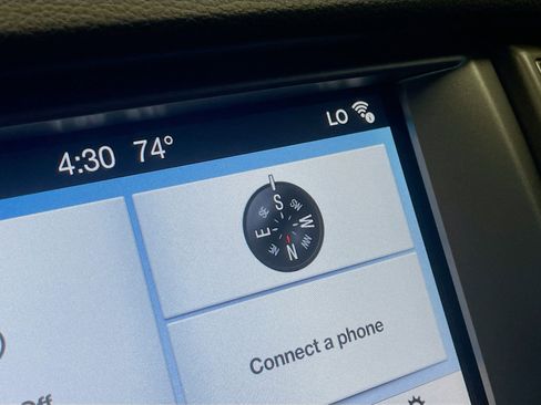 Used 2019 Ford Ranger XLT w/ Equipment Group 301A Mid image 9