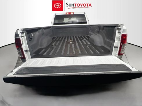 Used 2024 RAM 3500 Big Horn image 34