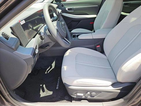 New 2025 Hyundai Sonata SEL image 4