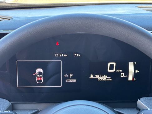 Certified 2025 Nissan Kicks SV image 21