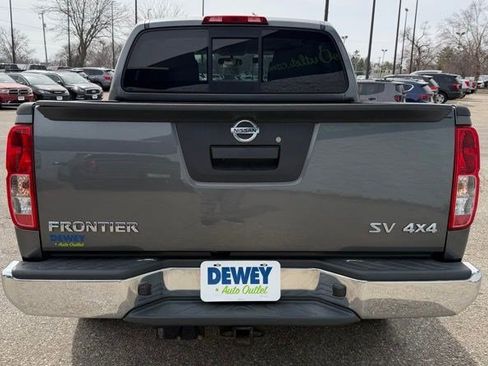 Used 2019 Nissan Frontier SV AWD/4WD image 4