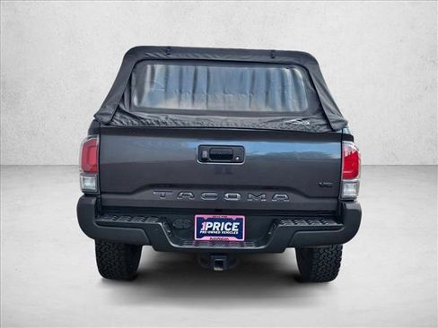 Used 2021 Toyota Tacoma TRD Off-Road AWD/4WD image 4
