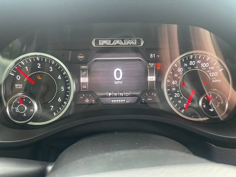 Used 2020 RAM 1500 Laramie AWD/4WD image 24
