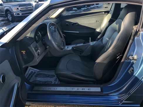 Used 2005 Chrysler Crossfire Limited image 29
