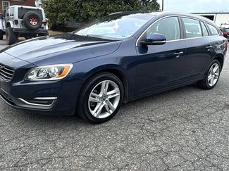Used 2015 Volvo V60 T5 Premier video 1