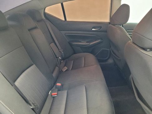 Used 2019 Nissan Altima 2.5 S FWD image 19
