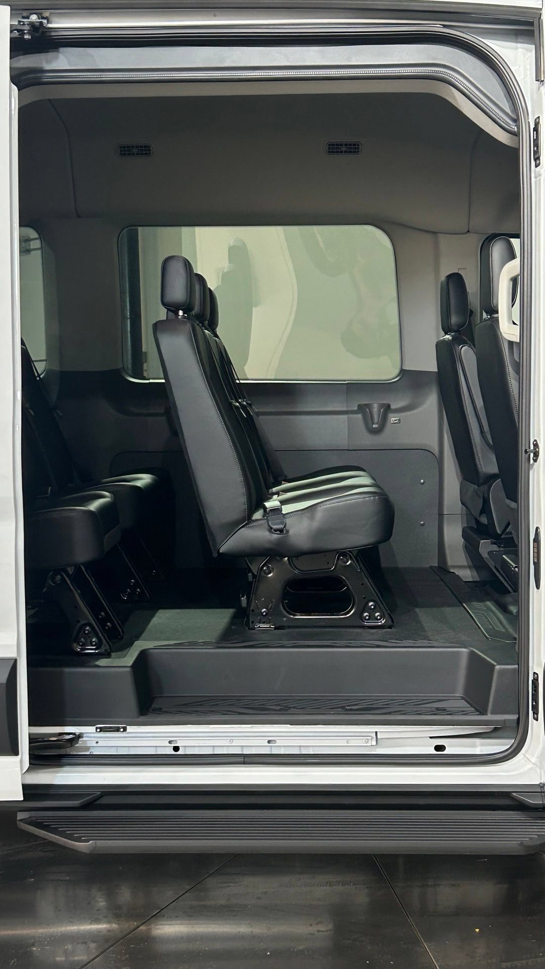 New 2026 Ford Transit 350 XL RWD image 40