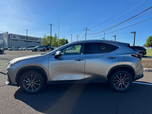 Used 2025 Lexus NX 350 AWD w/ Accessory Package (2T) image 2