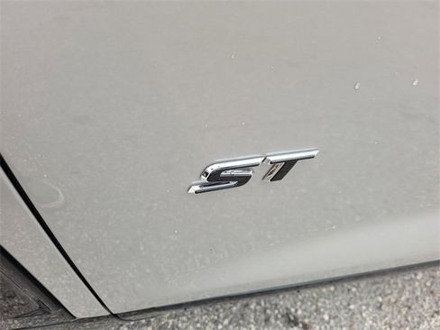 New 2026 Buick Enclave Sport Touring w/ Power Package image 3