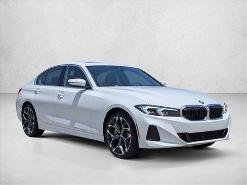 New 2026 BMW 330i Sedan RWD image 6