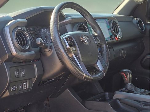 Certified 2022 Toyota Tacoma TRD Pro image 19