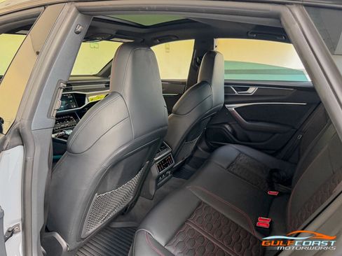 Used 2022 Audi RS 7 Sportback w/ Black Optic Package AWD/4WD image 28