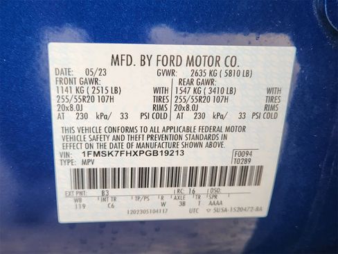 Used 2023 Ford Explorer Limited image 32