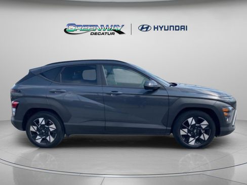 Used 2024 Hyundai Kona SEL image 7