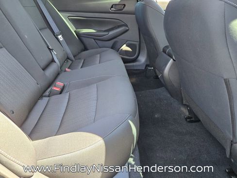 Used 2025 Nissan Altima 2.5 S FWD image 14