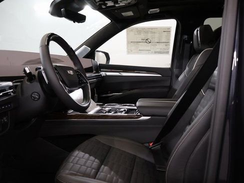 New 2026 Cadillac Escalade ESV Platinum Luxury image 11