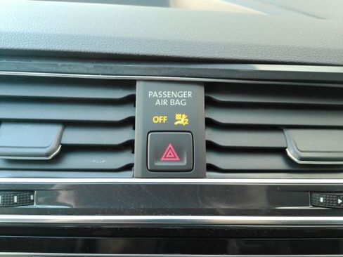 Used 2020 Volkswagen Tiguan S w/ 3rd Row Seat Package image 37