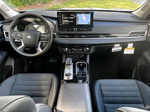 New 2025 Mitsubishi Outlander Trail Edition image 5