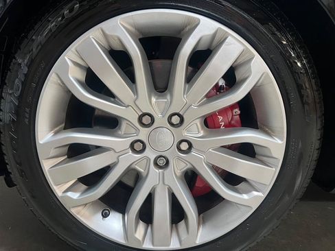 Used 2018 Land Rover Range Rover Sport Supercharged AWD/4WD image 17