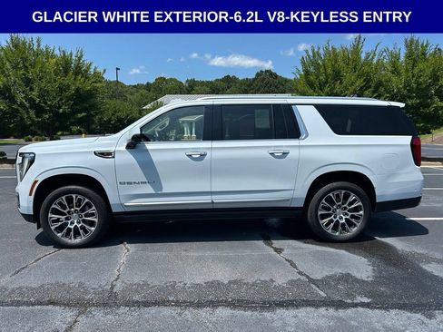 Used 2026 GMC Yukon XL Denali w/ Sun & Power Step Package AWD/4WD image 13