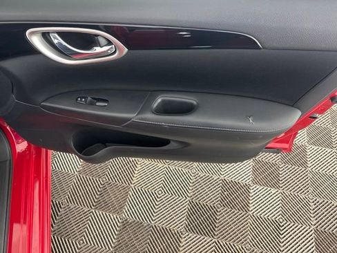 Used 2018 Nissan Sentra SV FWD image 19