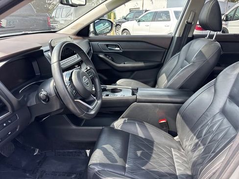 Used 2021 Nissan Rogue Platinum FWD image 6