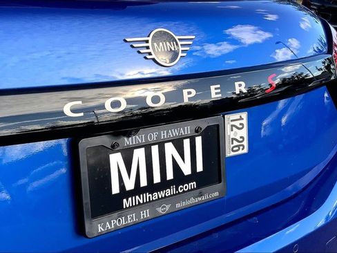 Certified 2025 MINI Cooper S image 9