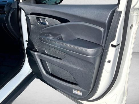 Used 2019 Honda Ridgeline RTL-E image 19