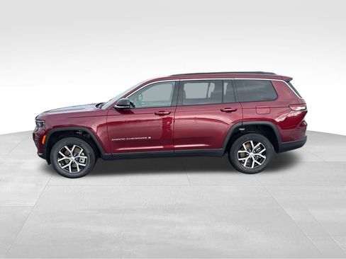 New 2026 Jeep Grand Cherokee Limited AWD/4WD image 2