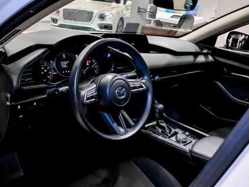 Used 2021 MAZDA MAZDA3 s image 11