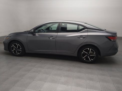 Used 2024 Nissan Sentra SV FWD image 3