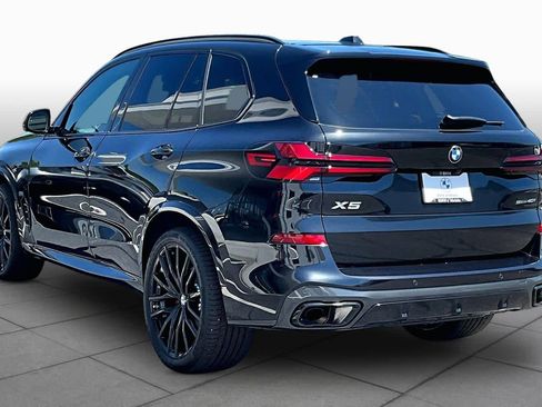 Certified 2025 BMW X5 sDrive40i w/ M Sport Package RWD image 11