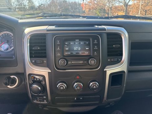 Used 2018 RAM 1500 Express w/ Express Value Package image 10